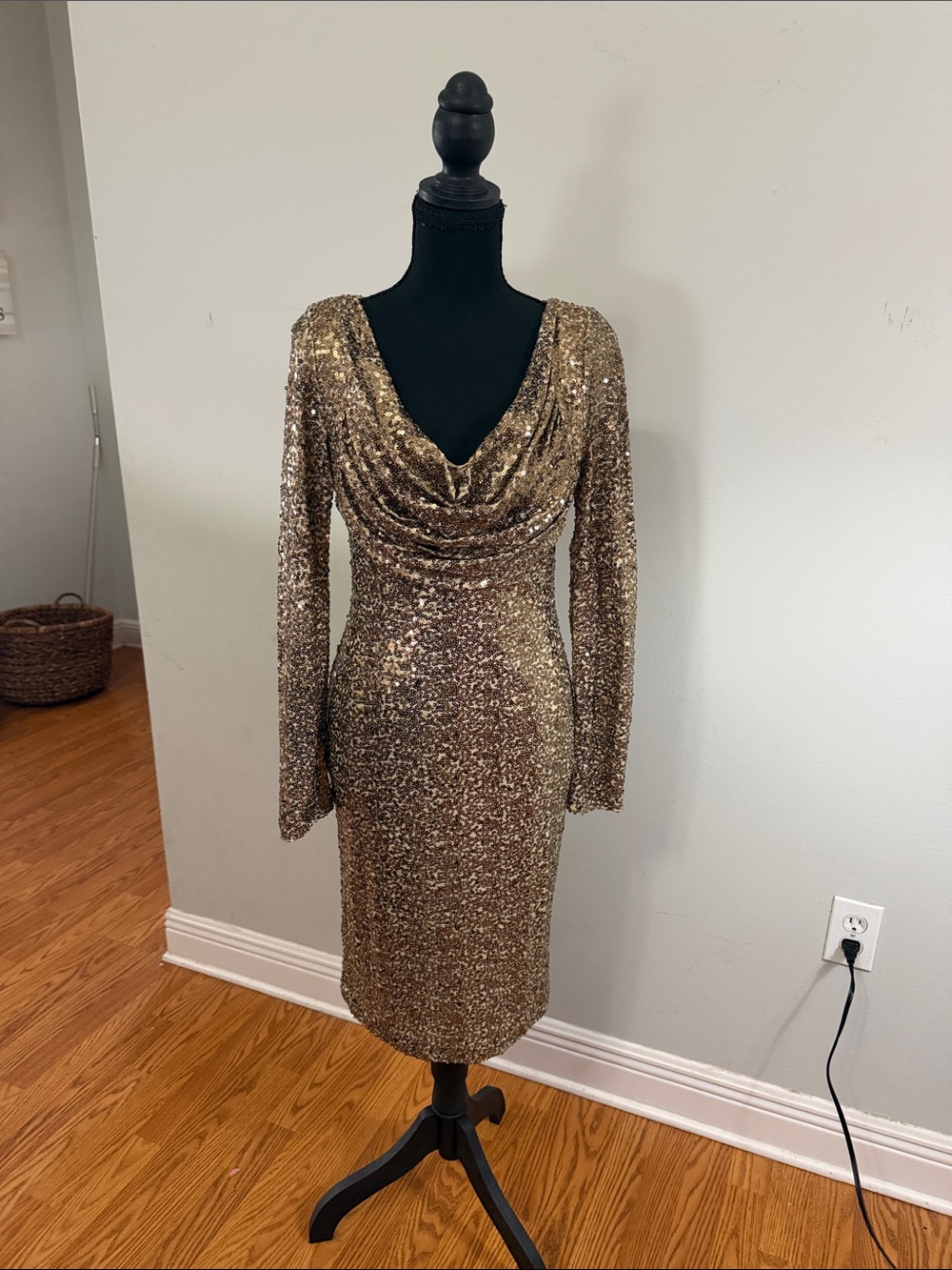 Badgley Mischka Gold Sequin Draped Cowl Cocktail Dress-Like New